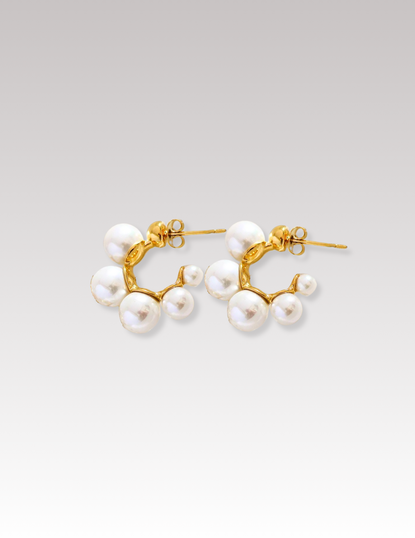 Basic pearl hoops earrings