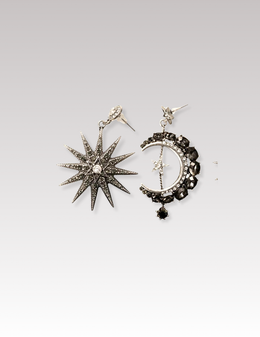 Star moon black earring