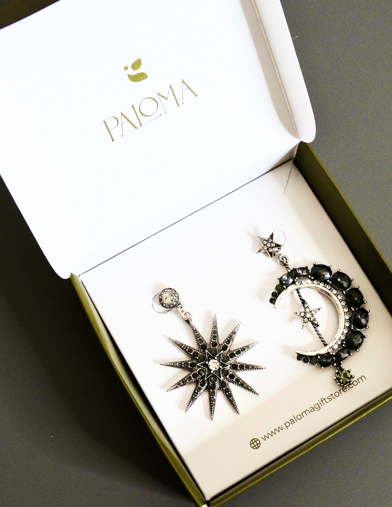 Star moon black earring